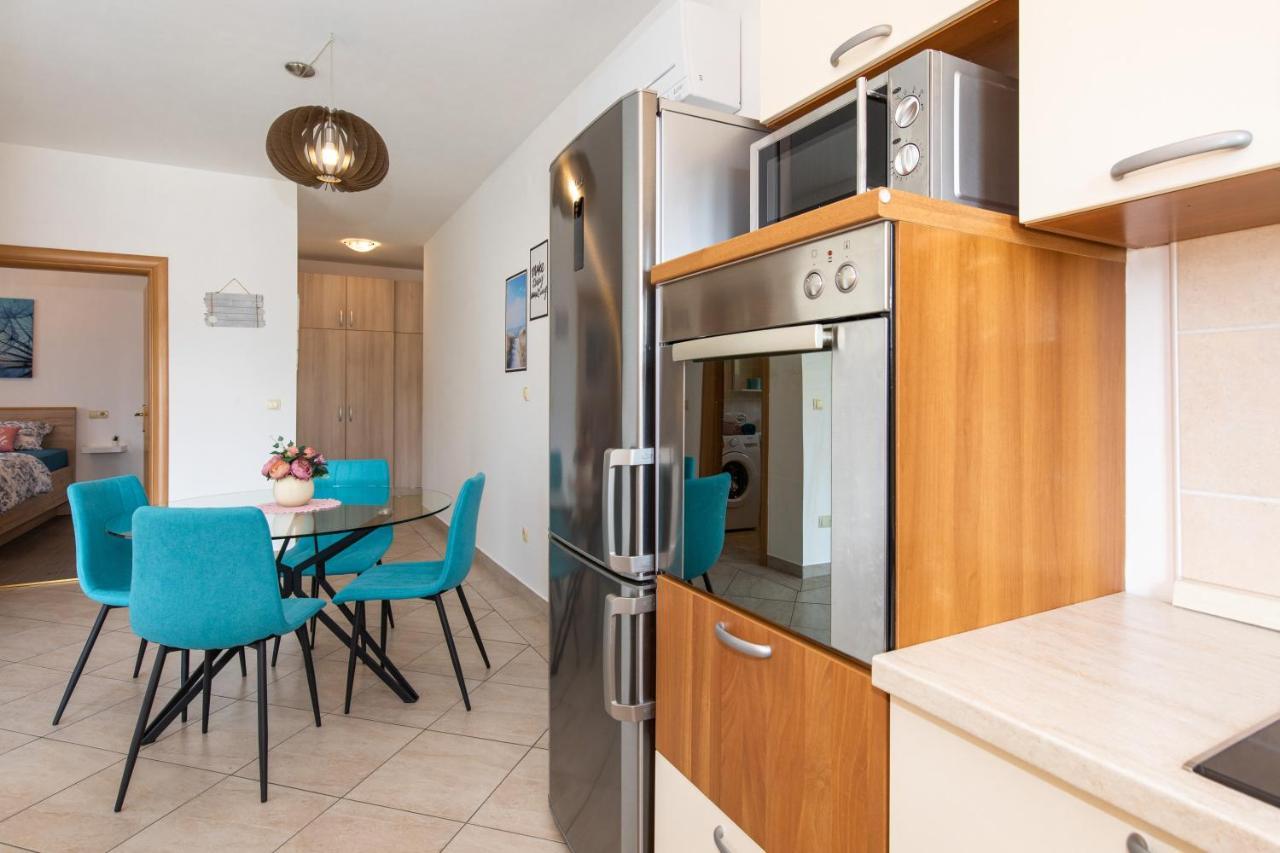 Apartman Jelena Vrbnik Exteriör bild